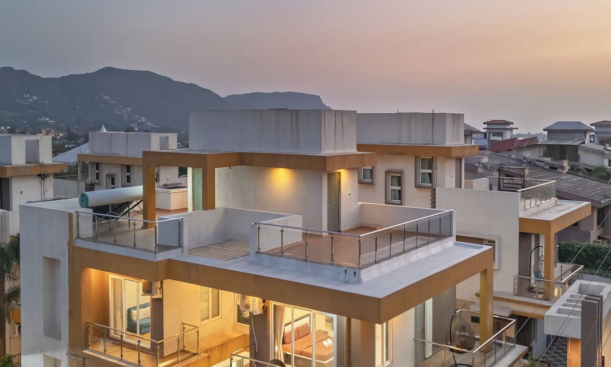 Kune N.m. Villa | Retro Visawa
