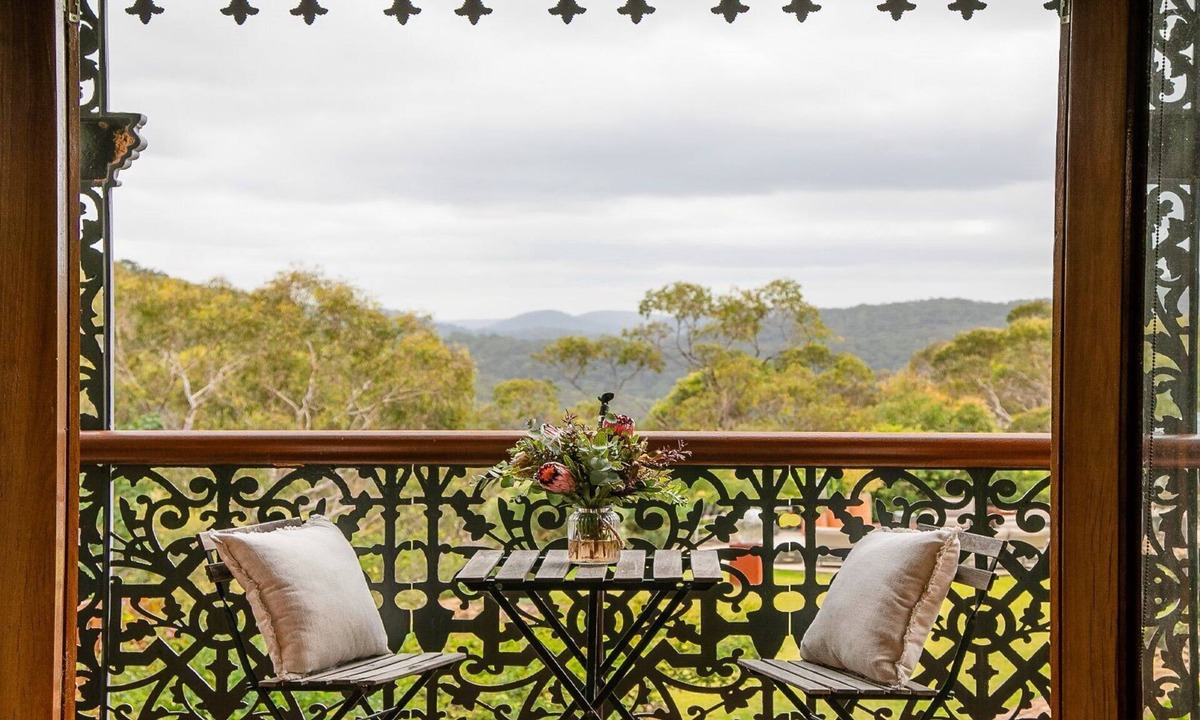 Berrilee House | Romantic, Secluded Retreat With Amazing Views