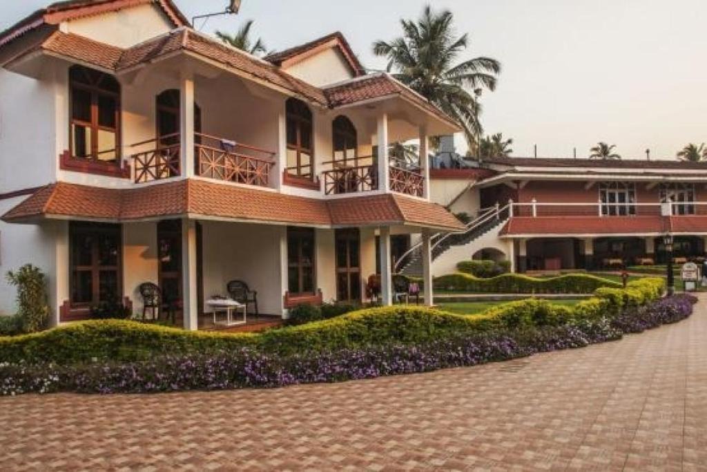 Fatona Villa | Room in a villa in Betalbatim, Goa, by GuestHouser 25008