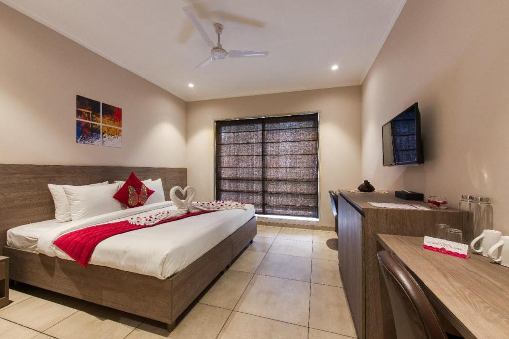 Gurugram Apartment | ROSASTAYS Gurugram Golf Course