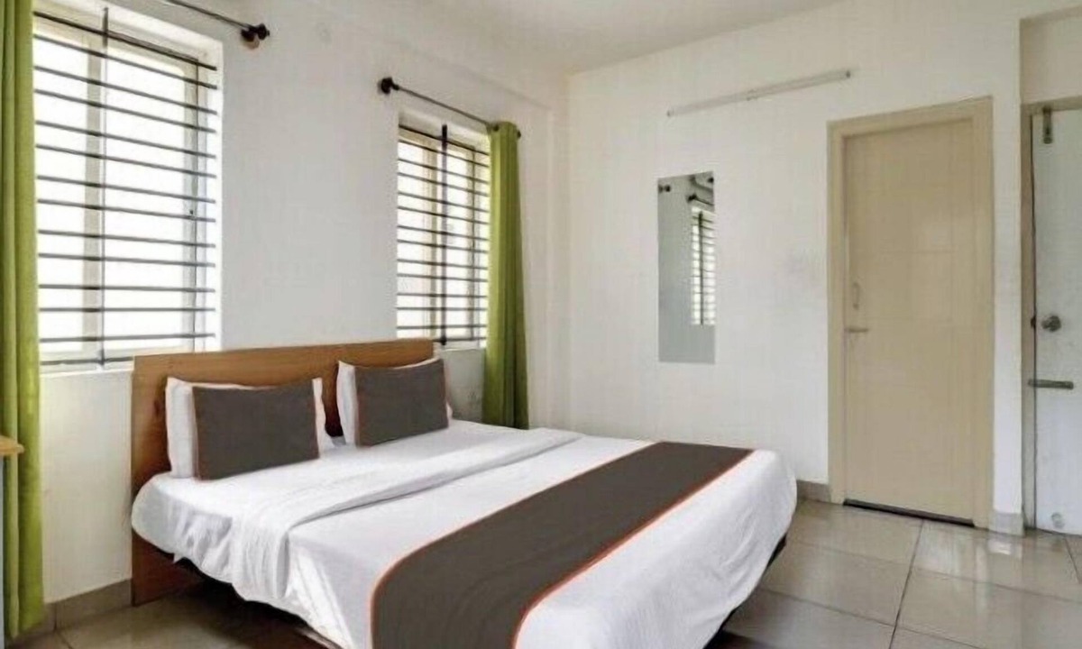HSR Layout Hotel | S M Suites