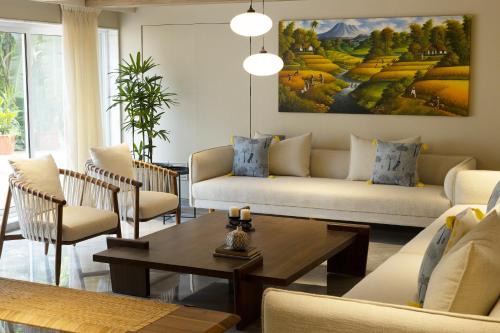 Khattalwada Villa | SaffronStays Emalyn