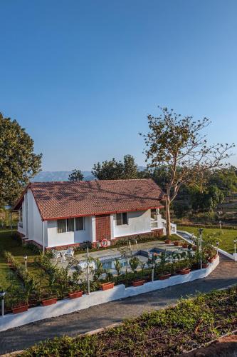 Karjat Villa | SaffronStays Mariposa by the River Sol, Karjat