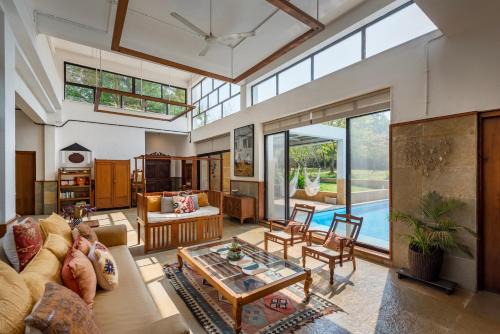 Roha Villa | SaffronStays Nightingale