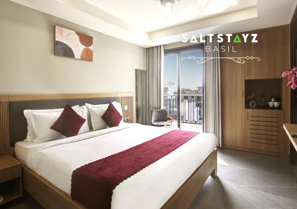 Gurugram Hotel | Saltstayz Basil - Near Golf Course Road & Extension Road