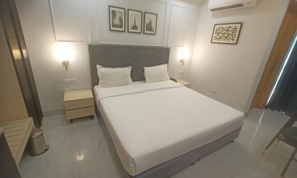 Faridabad Hotel | Saltstayz Premier - Sector 28 Faridabad