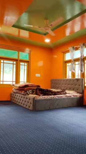 Gulmarg House | Samoon guest house