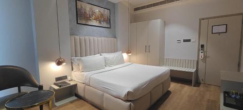 Mohangarh Hotel | Sapna Clarks Inn Lucknow