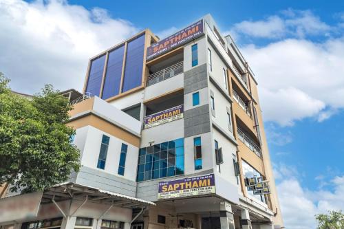 Guntur Hotel | Sapthami Luxury Rooms