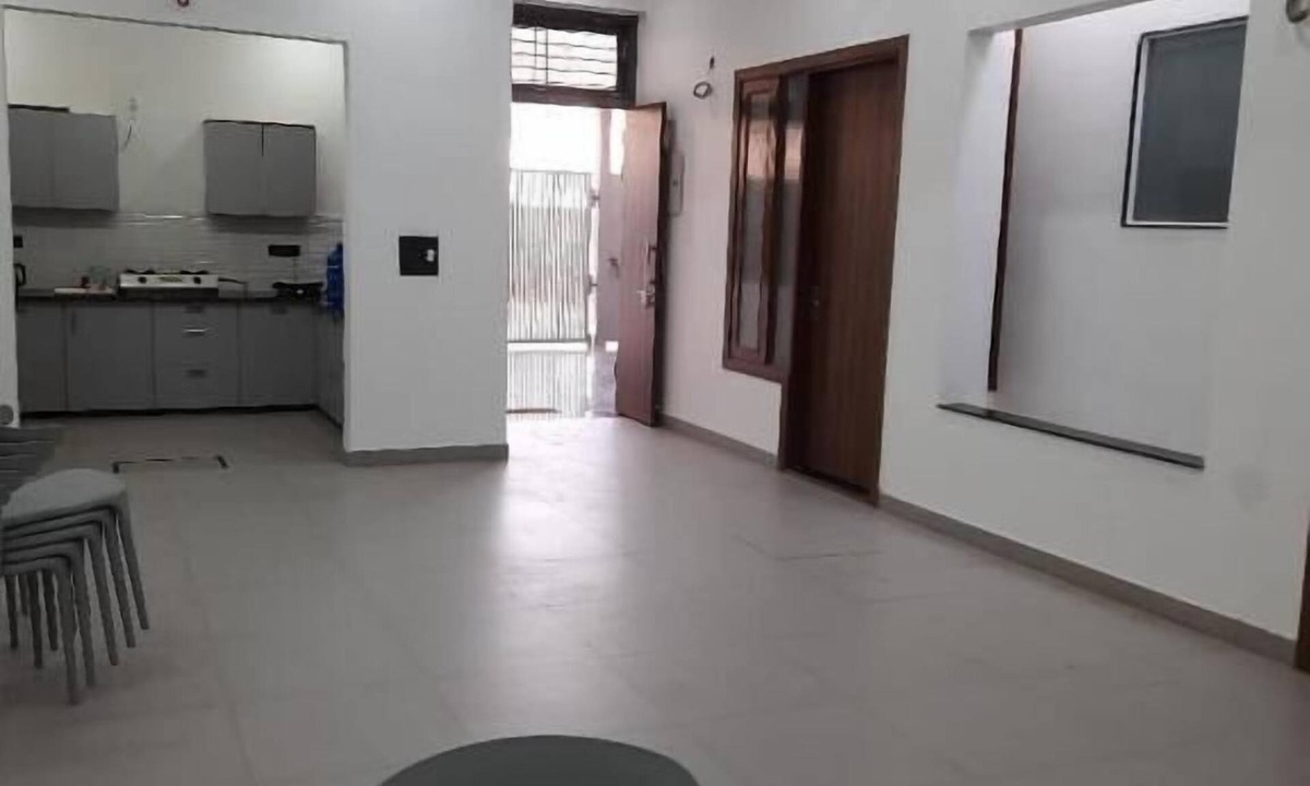 Agra Hotel | Saran Homestay