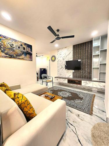 Miyapur Apartment | Servostay 2BHK with Skyscrapper View in Miyapur