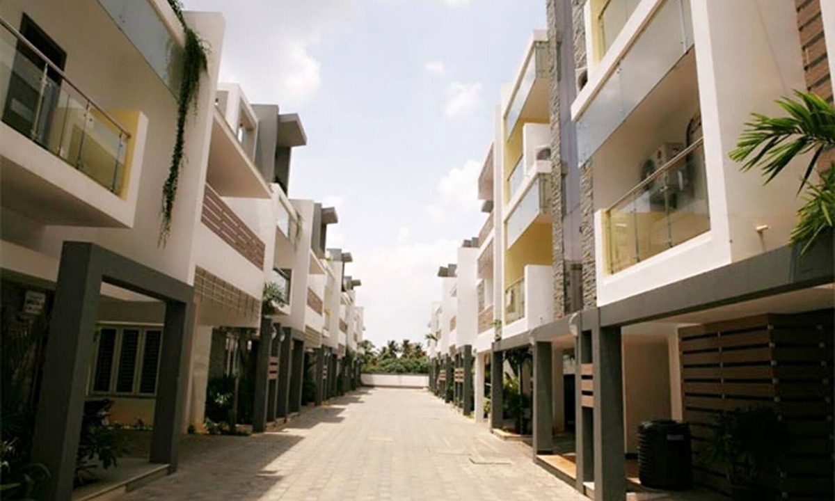 Sholinganallur Hotel | Seven Stones Stays