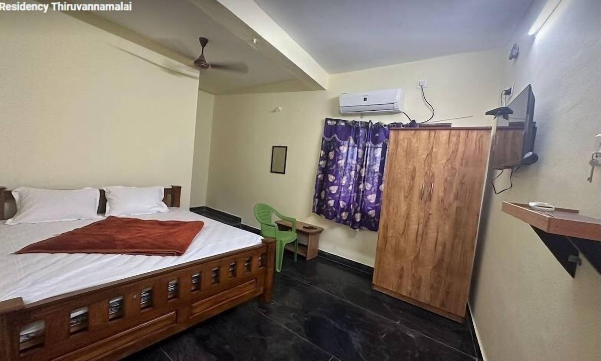 Manalur Hotel | Sharma ResidencyTiruvannamalai RoyalStay