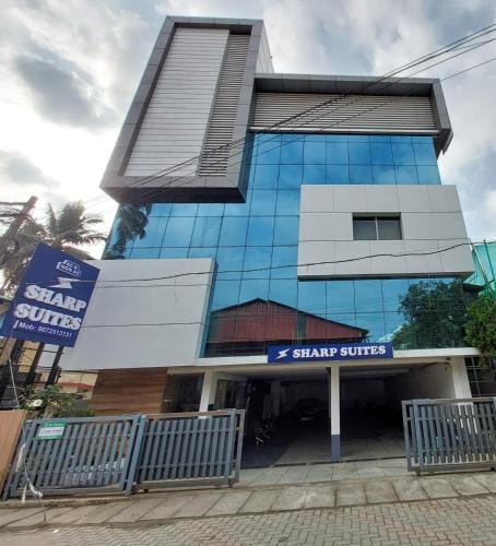 Kochi Hotel | Sharp Suites