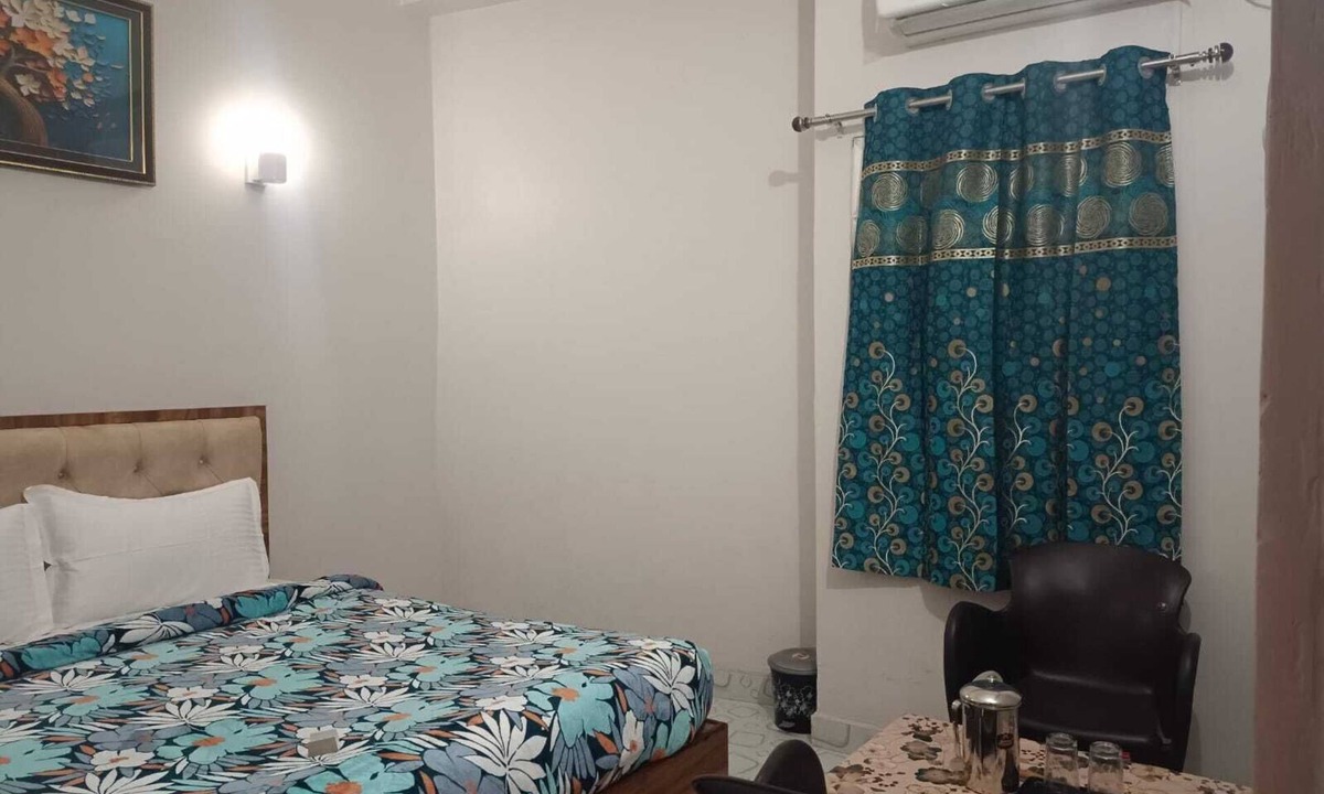 Kakarmatha Hotel | Shree Anand
