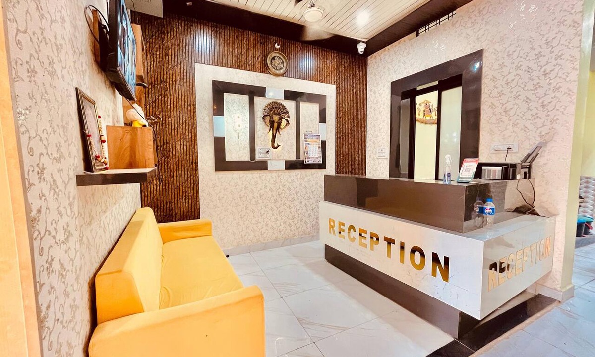 Orchha Hotel | shree Ghanshyam palace