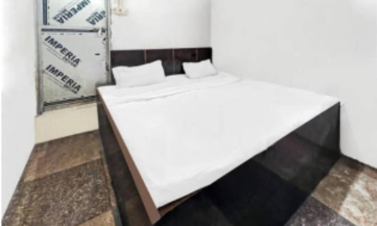 Jhansi House | Shree Radhe Krishna Guest House