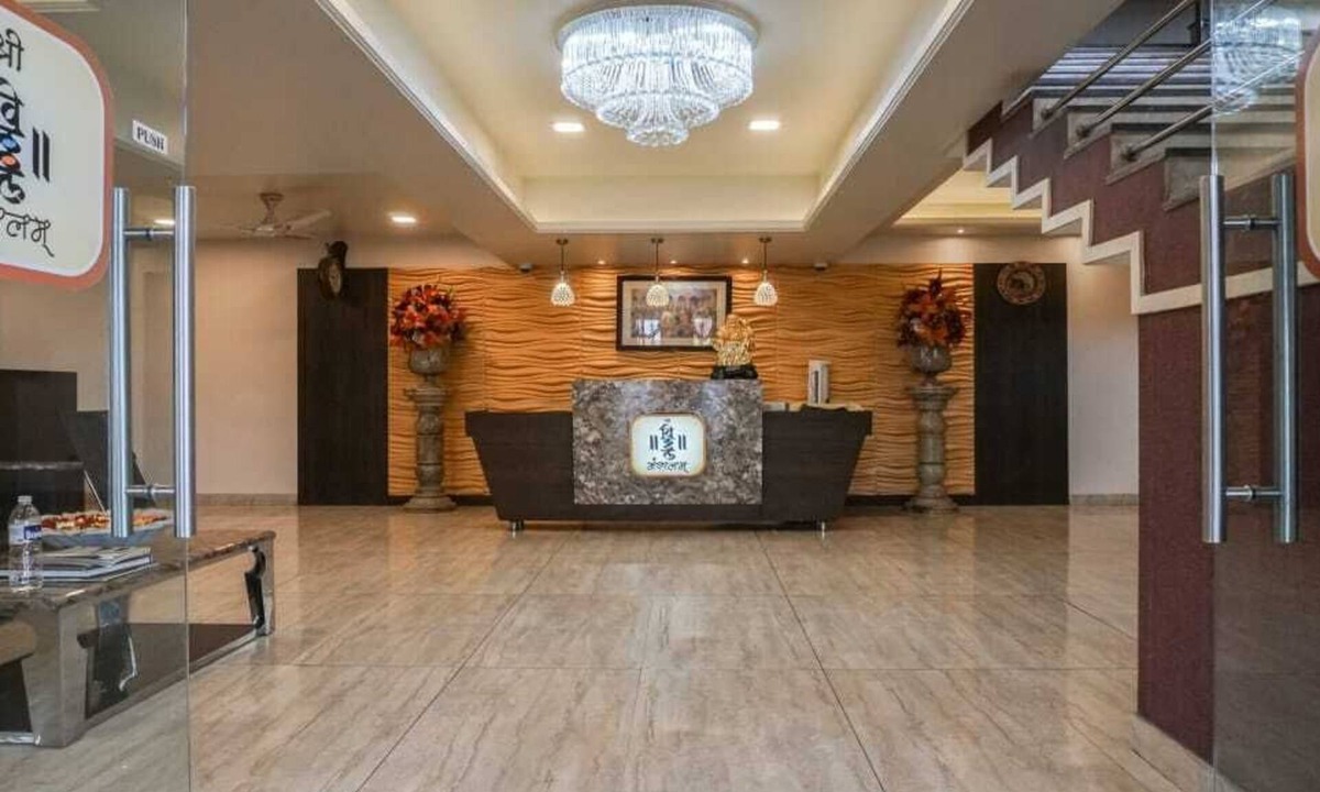Satara Hotel | Shri Vitthal Mangalam