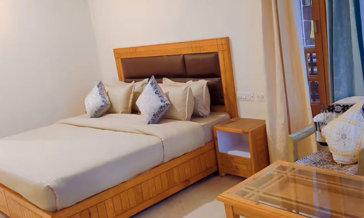 Naddi Bed & Breakfast | Silk Route 1BHK Apartment with Valley View