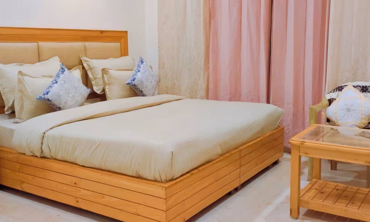 Naddi Bed & Breakfast | Silk Route Premium Valley View Room With Balcony