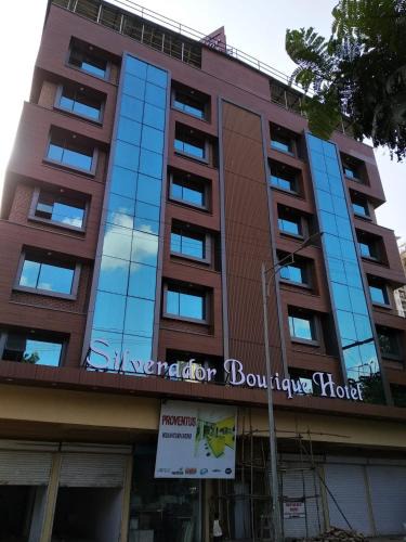Thane West Hotel | Silverador Boutique Hotel