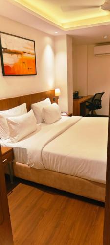 Rau Hotel | Silvotel Premier By Bizzgrow Hotels