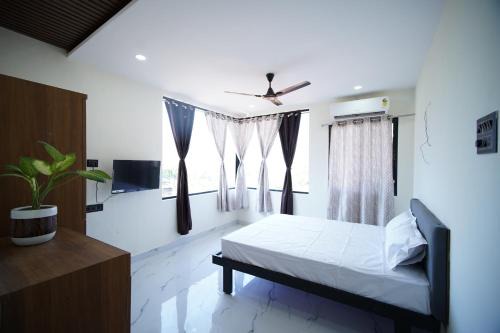 Malkhed Hotel | sinhgad hills