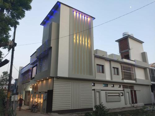 Ayodhya Hotel | Siyaram Kunj Hotel