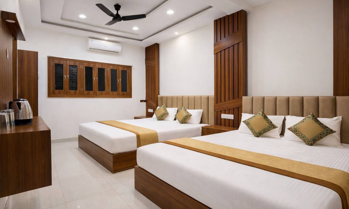 Varanasi Hotel | Sky Rooms 2.0