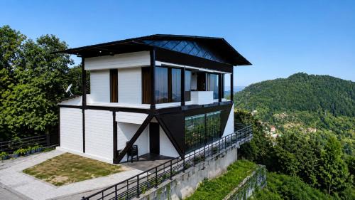 Mukteshwar Bed & Breakfast | Sky Villa Ramgarh Mukteshwar