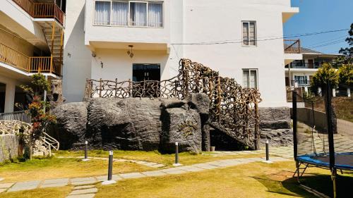 Chinnakanal Resort | Skylark Holidays Chinnakanal
