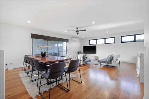 Smiths Beach House | Smiths Island Retreat