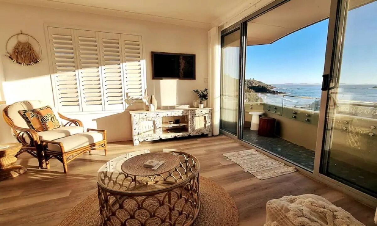Flynns Beach House | SOULbySEA, Luxe Bch Frt Stunning Bch & Ocean Views - Port Macquarie
