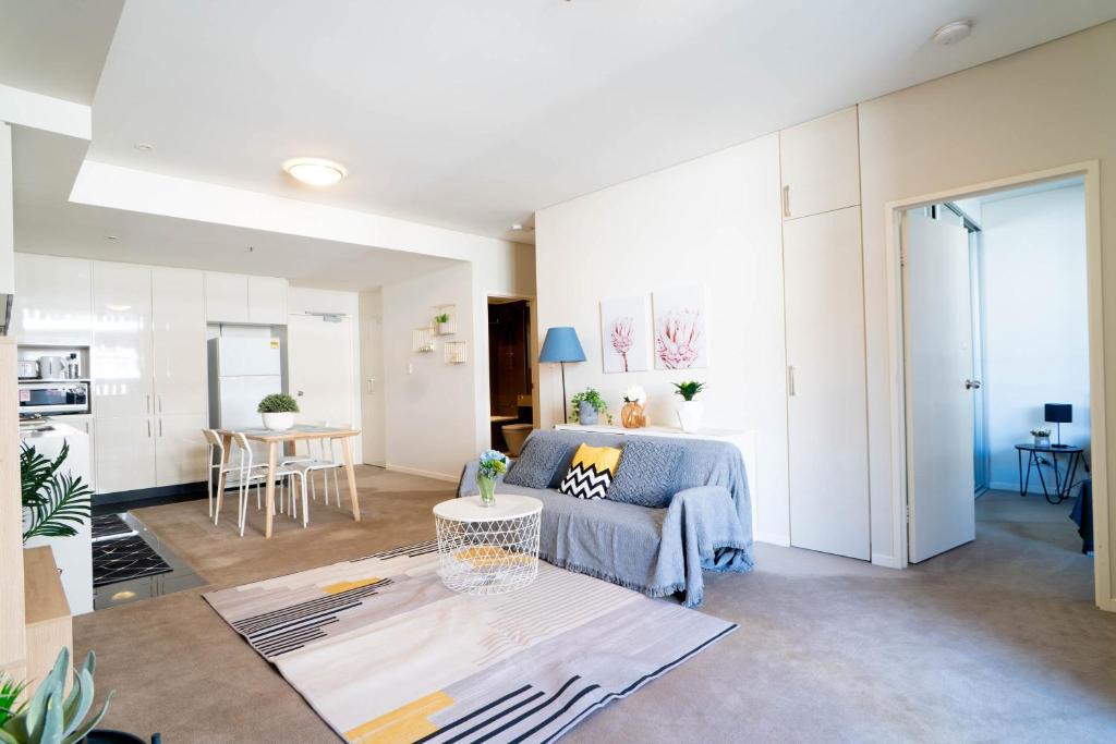 Zetland Apartment | Spacious 2Bedroom 2Bathroom Apt close to Station Airport CBD