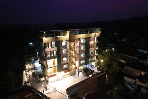 Perintalmanna Hotel | Spezio Luxurious Apartments