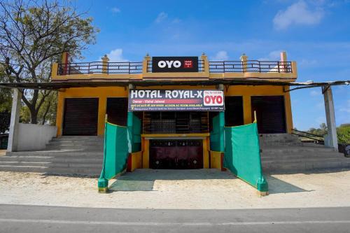 Phulpur Hotel | SPOT ON Hotel Royal X