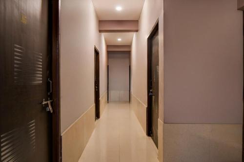 Dhanbad Hotel | SPOT ON TRINAY