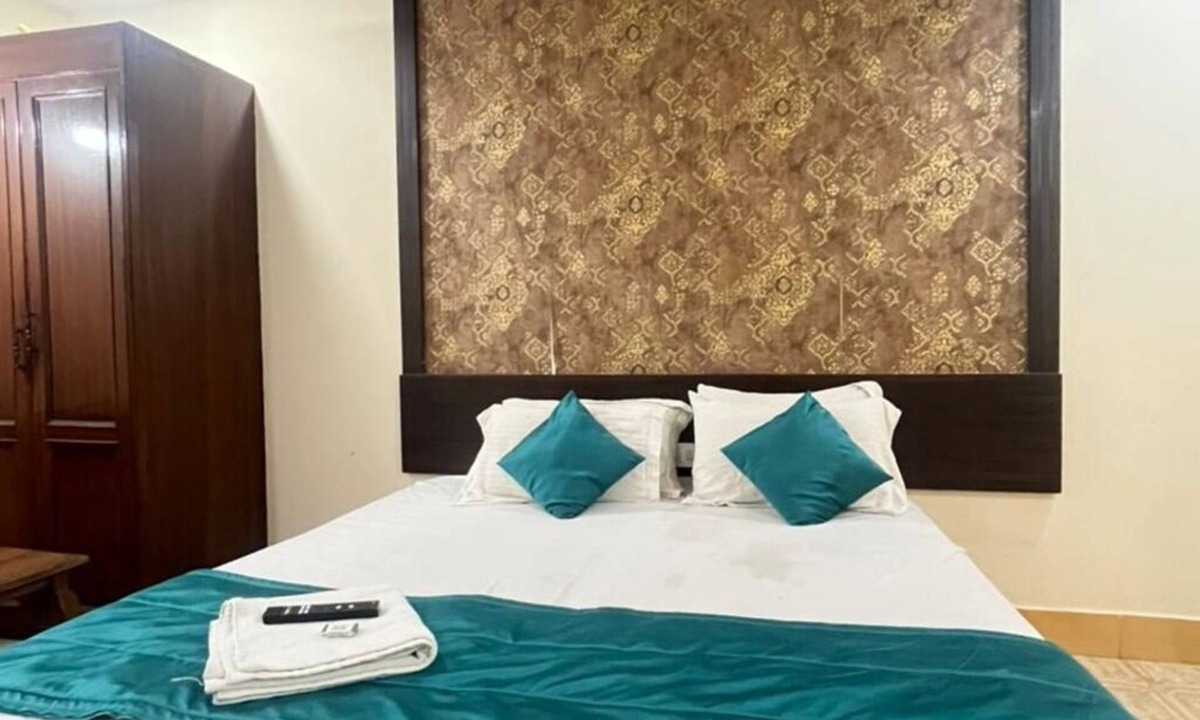 Hyderabad Hotel | Sree Simran Grand