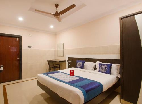 Kukatpally Housing Board Colony Hotel | SS Residency Grand