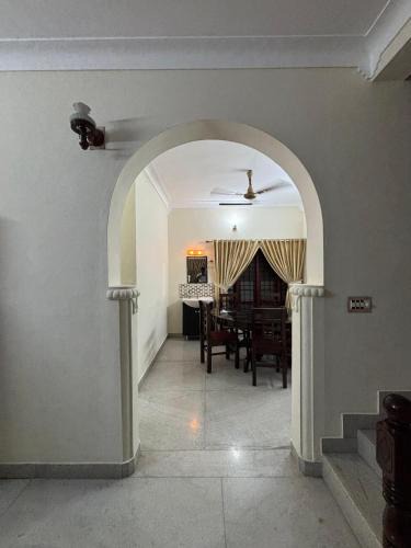Kochi House | Stay at Renovated Home at DBRA-61 Don Bosco Cross Road Vaduthala Ernakulam