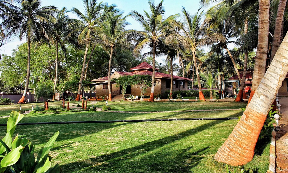 Bhuj Hotel | Stay Guru Resort Farm Villa