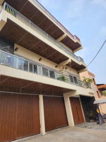 Bhopal Apartment | Stay with Nupz
