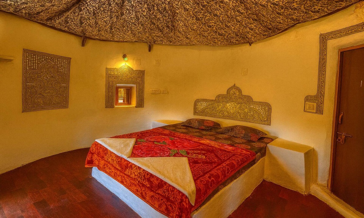 Bhuj Hotel | STAYGURU SURKHAB RANN RESORT