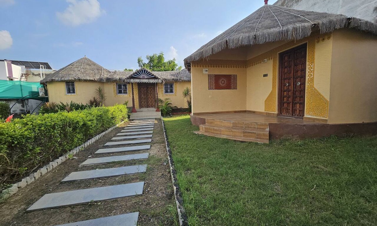Bhuj Hotel | Stayguru The Kutch House