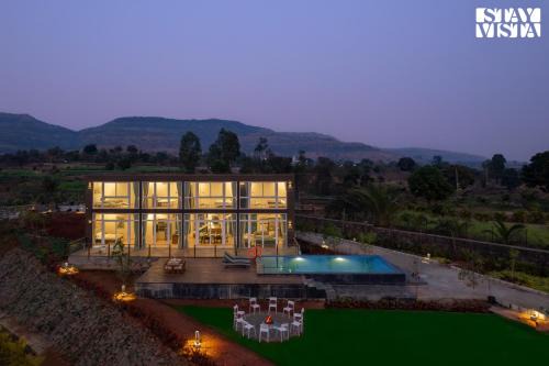 Bhor Villa | StayVista at Crimson Bleu - Bonfire & Pet Friendly