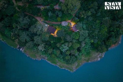 Udumbanchola Villa | StayVista at Dawnlight with Bonfire & Complimentary Breakfast