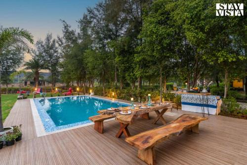 Pataudi Villa | StayVista at Meadow Muse with Outdoor Pool - Manesar