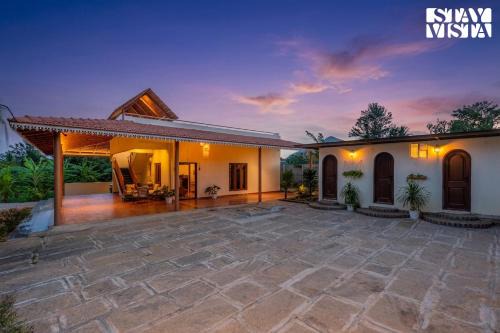 Chikkaballapur Villa | StayVista at The Canopy House with BBQ & Jacuzzi