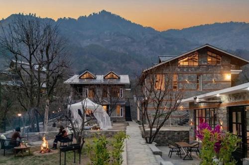 Bandrol Villa | StayVista at The River Story - Raison with Lawn, BBQ