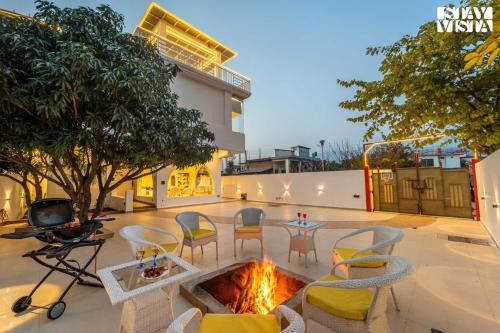 Dharamshala Villa | StayVista at Tirtham Ivory Home with Jacuzzi